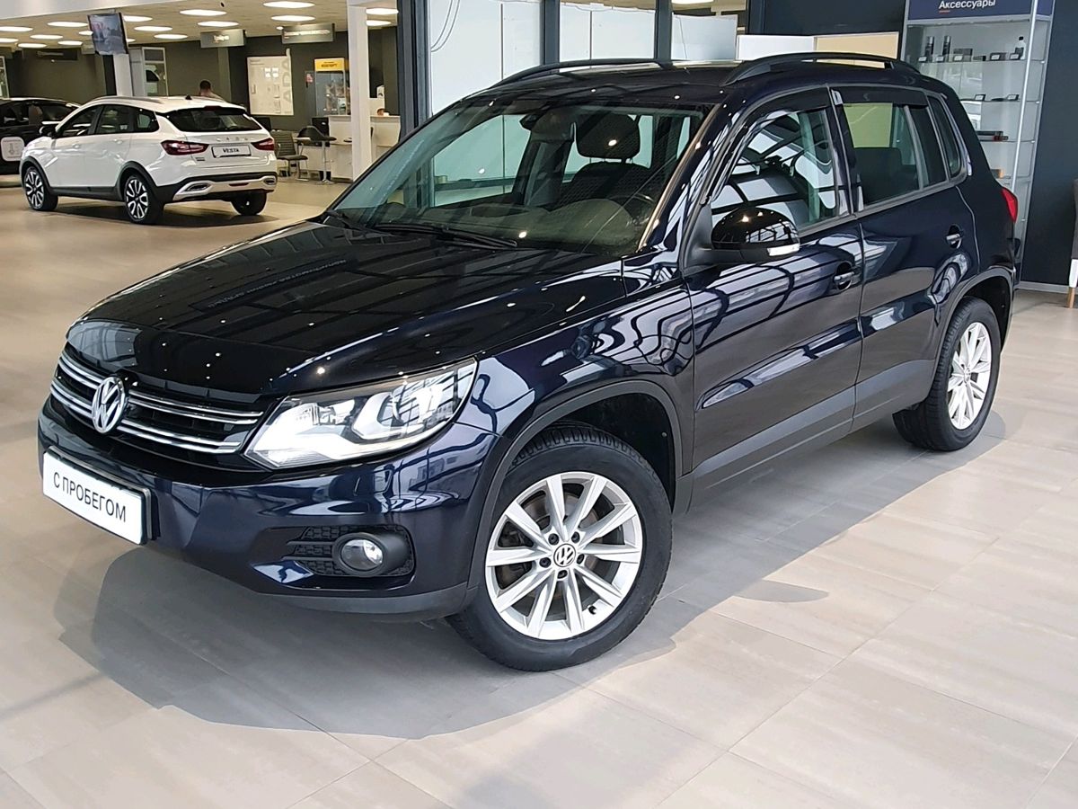 Volkswagen Tiguan 2.0 AT (170 л.с.) 4WD,2013 г.в. с пробегом 132 000 км: 1  680 000 ₽ | купить Volkswagen Tiguan бу в Барнауле.